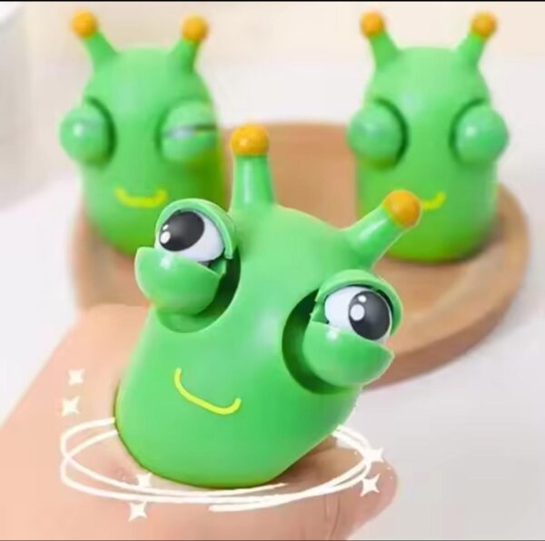 צפרדע שמוציאה עיניים